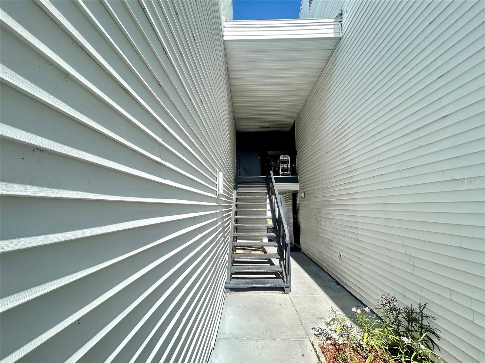 705 Haven Pl #705 Property Photo 3