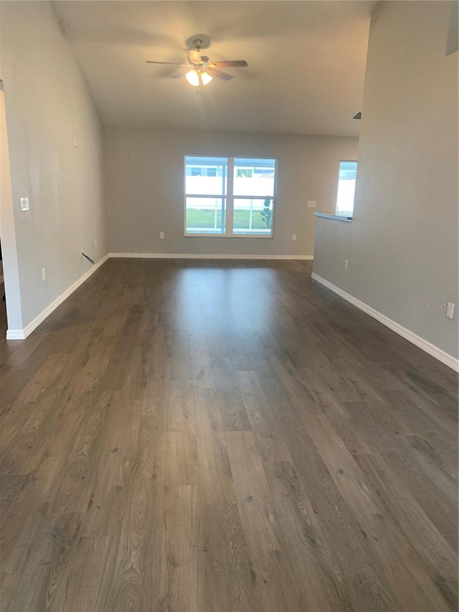 11217 Roman St Property Photo 3