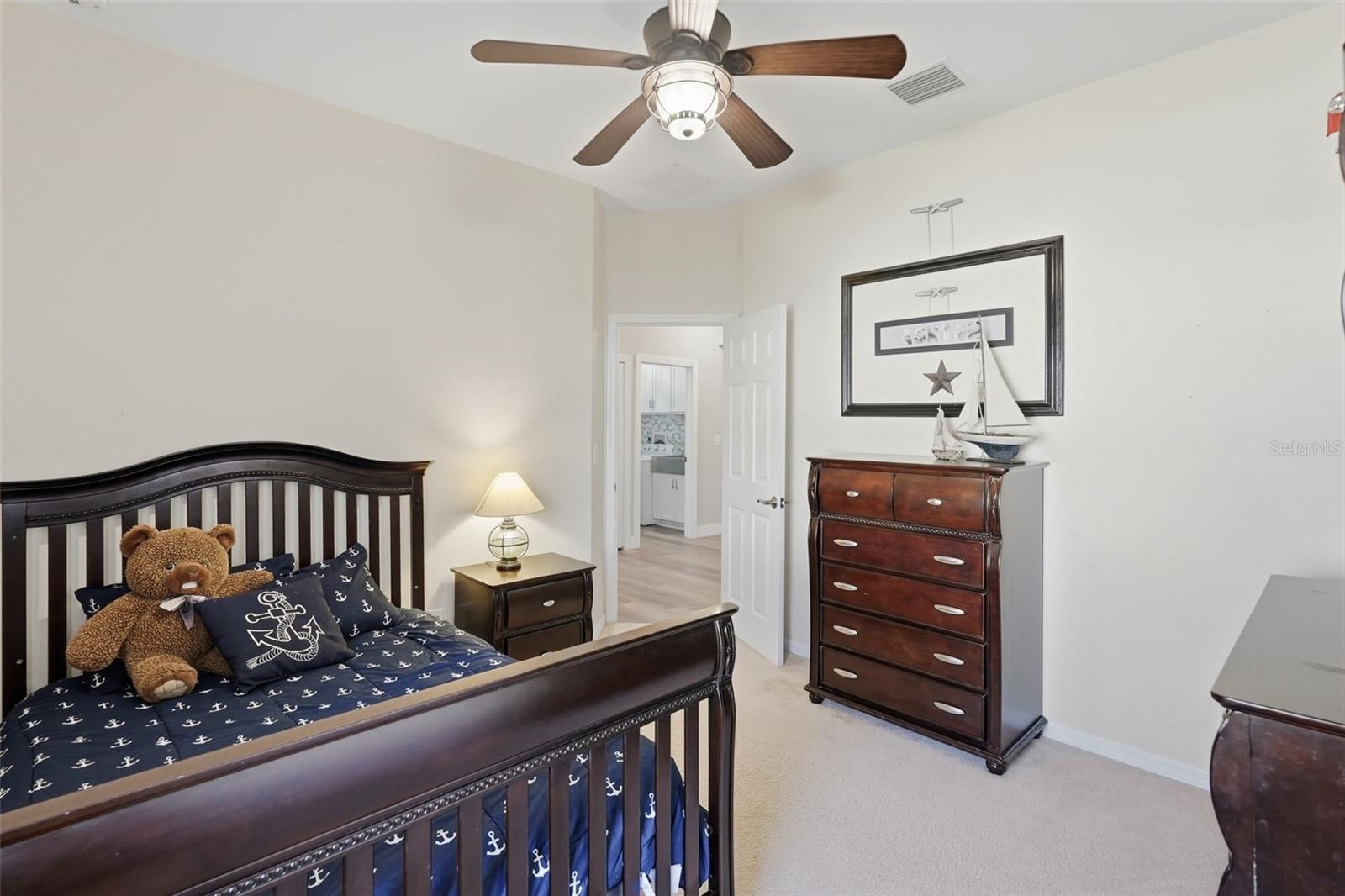 12903 Drakefield Dr Property Photo 17
