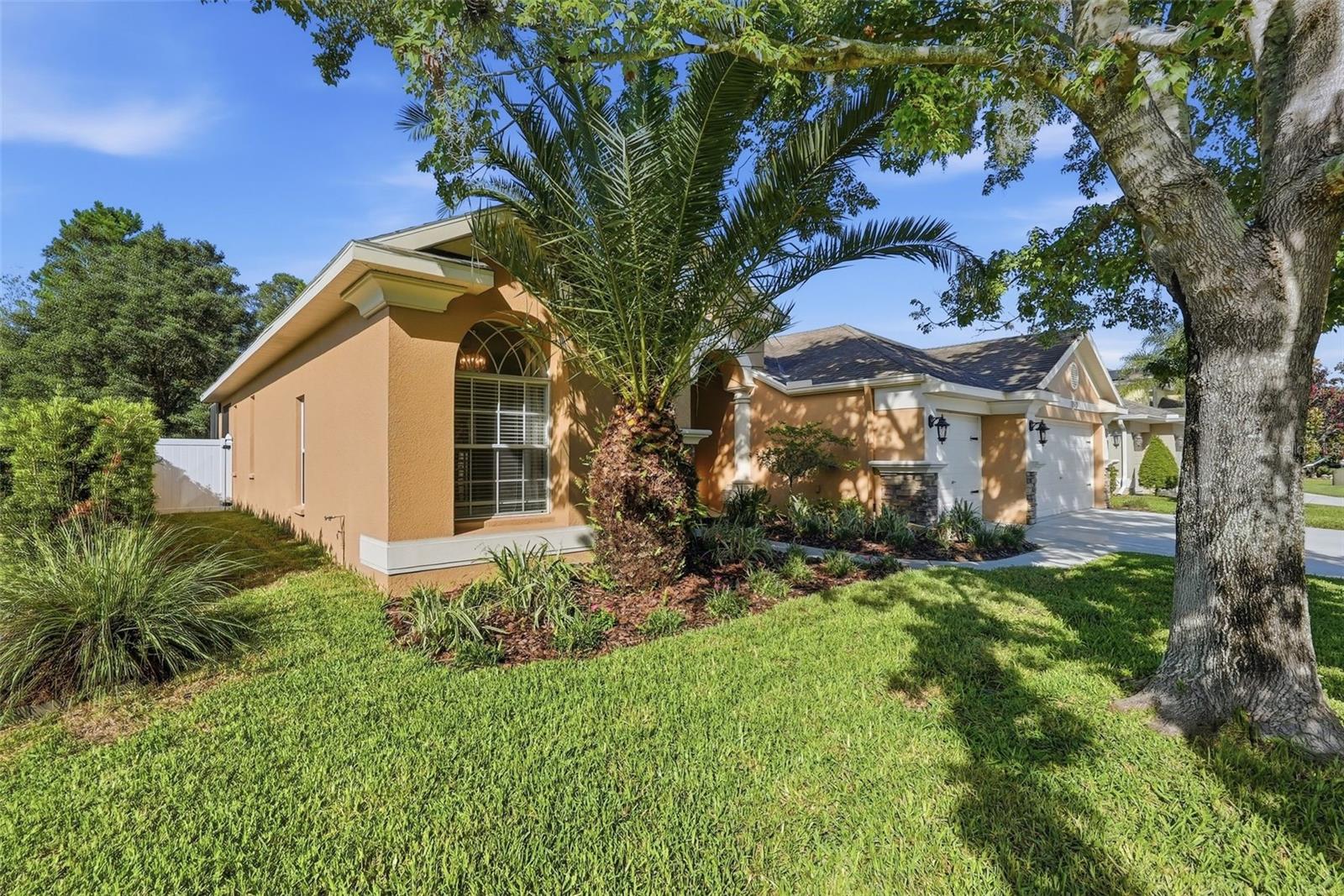 12903 Drakefield Dr Property Photo 42