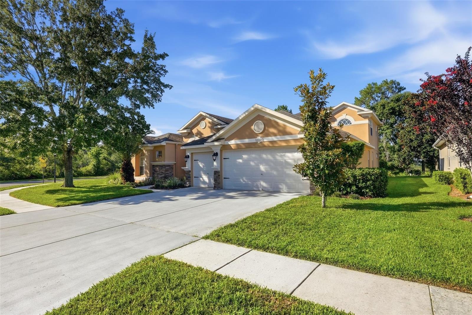 12903 Drakefield Dr Property Photo 59