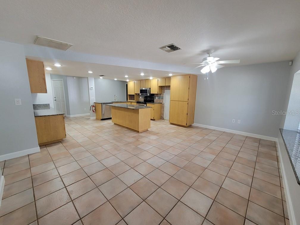 11633 Fox Run Property Photo 5