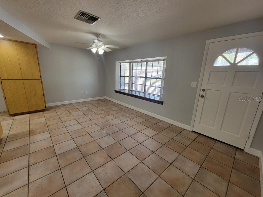 11633 Fox Run Property Photo 6