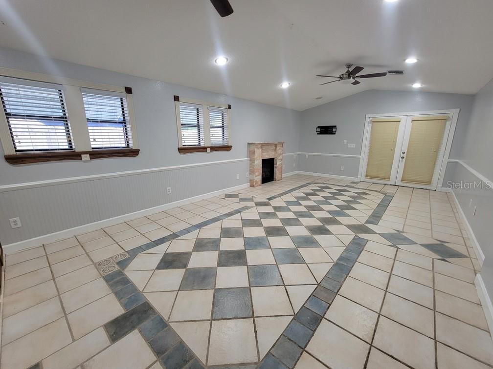 11633 Fox Run Property Photo 14