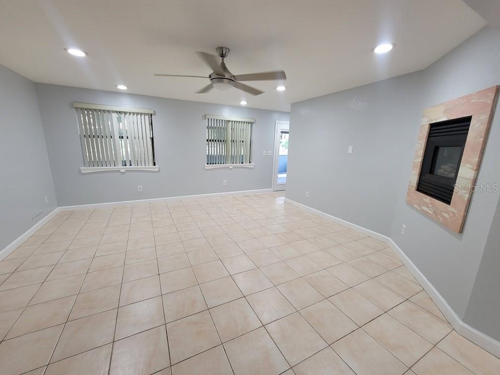 11633 Fox Run Property Photo 19