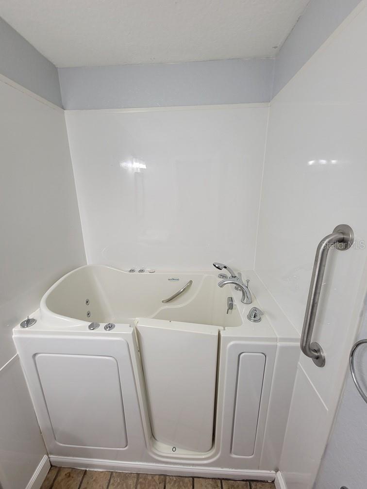 11633 Fox Run Property Photo 23