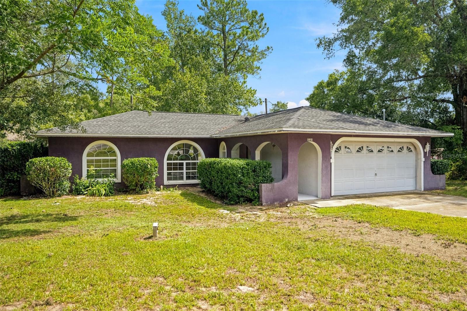 1325 W Sorrento Dr Property Photo 2