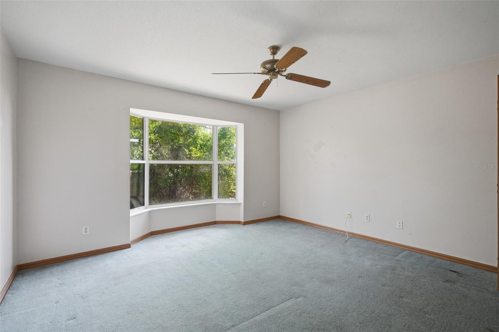 1325 W Sorrento Dr Property Photo 17