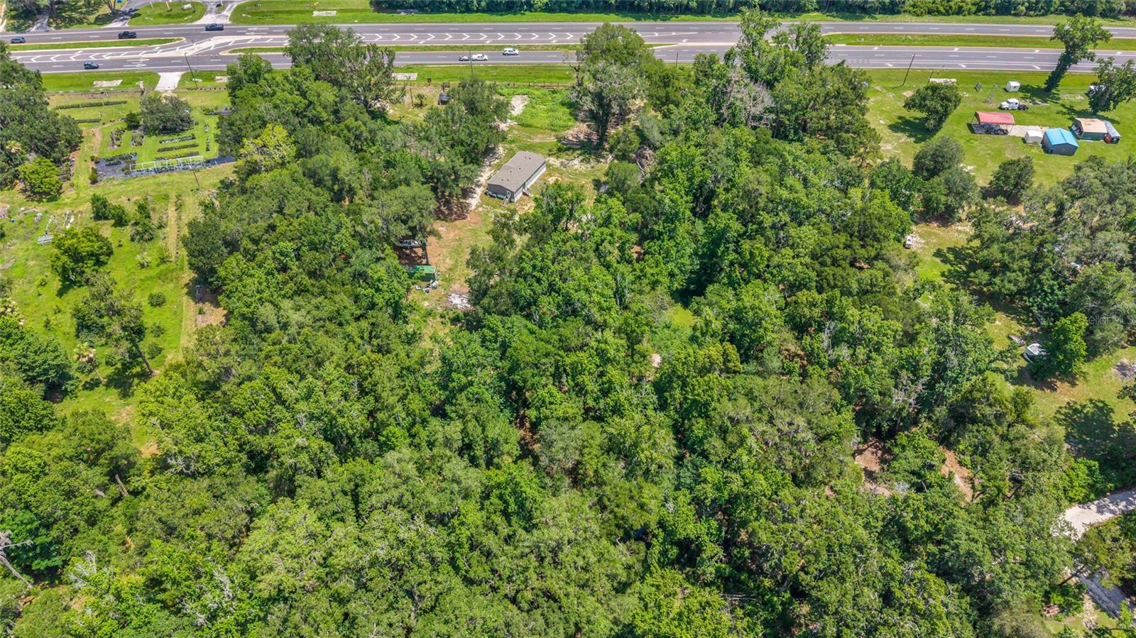 24050 Cortez Blvd Property Photo 31