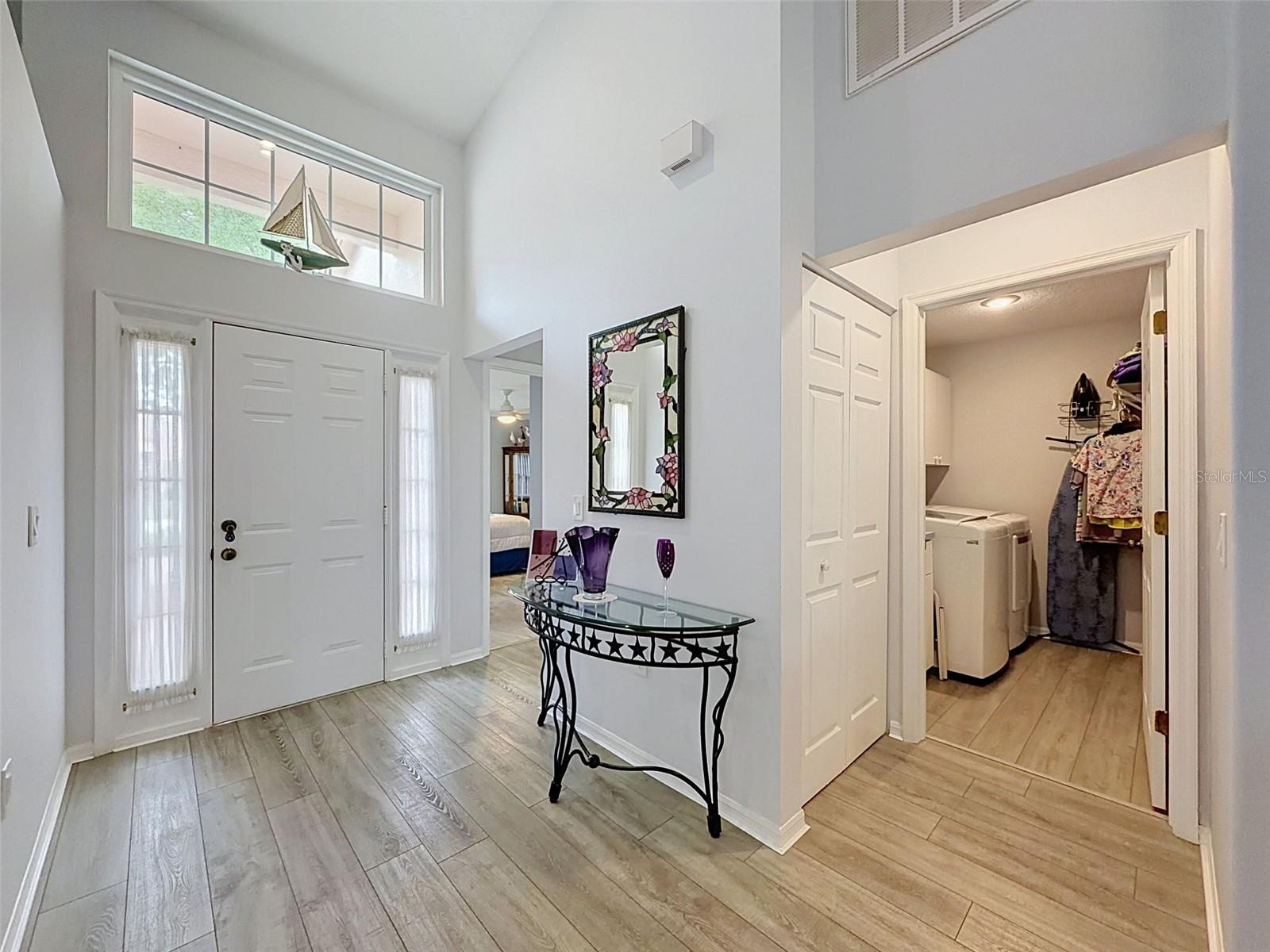7518 Mediterranean Ct Property Photo 5