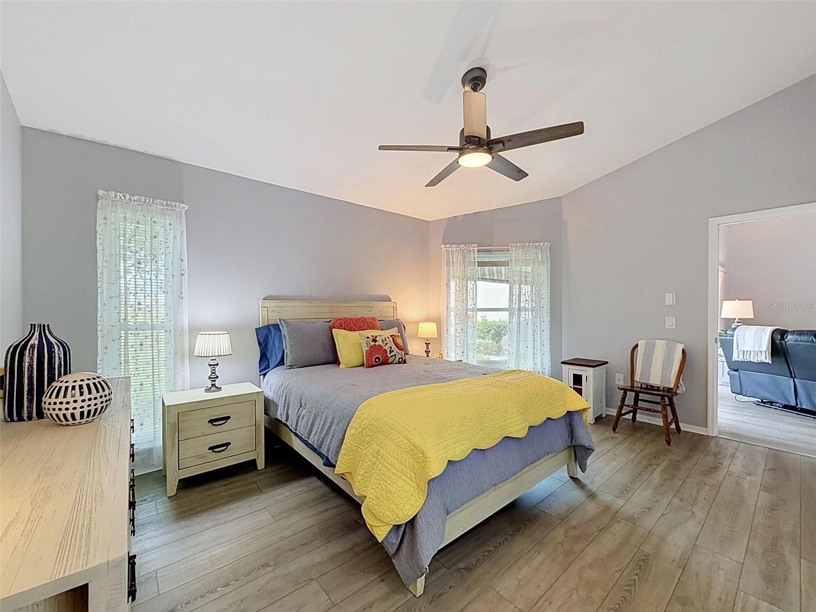 7518 Mediterranean Ct Property Photo 16