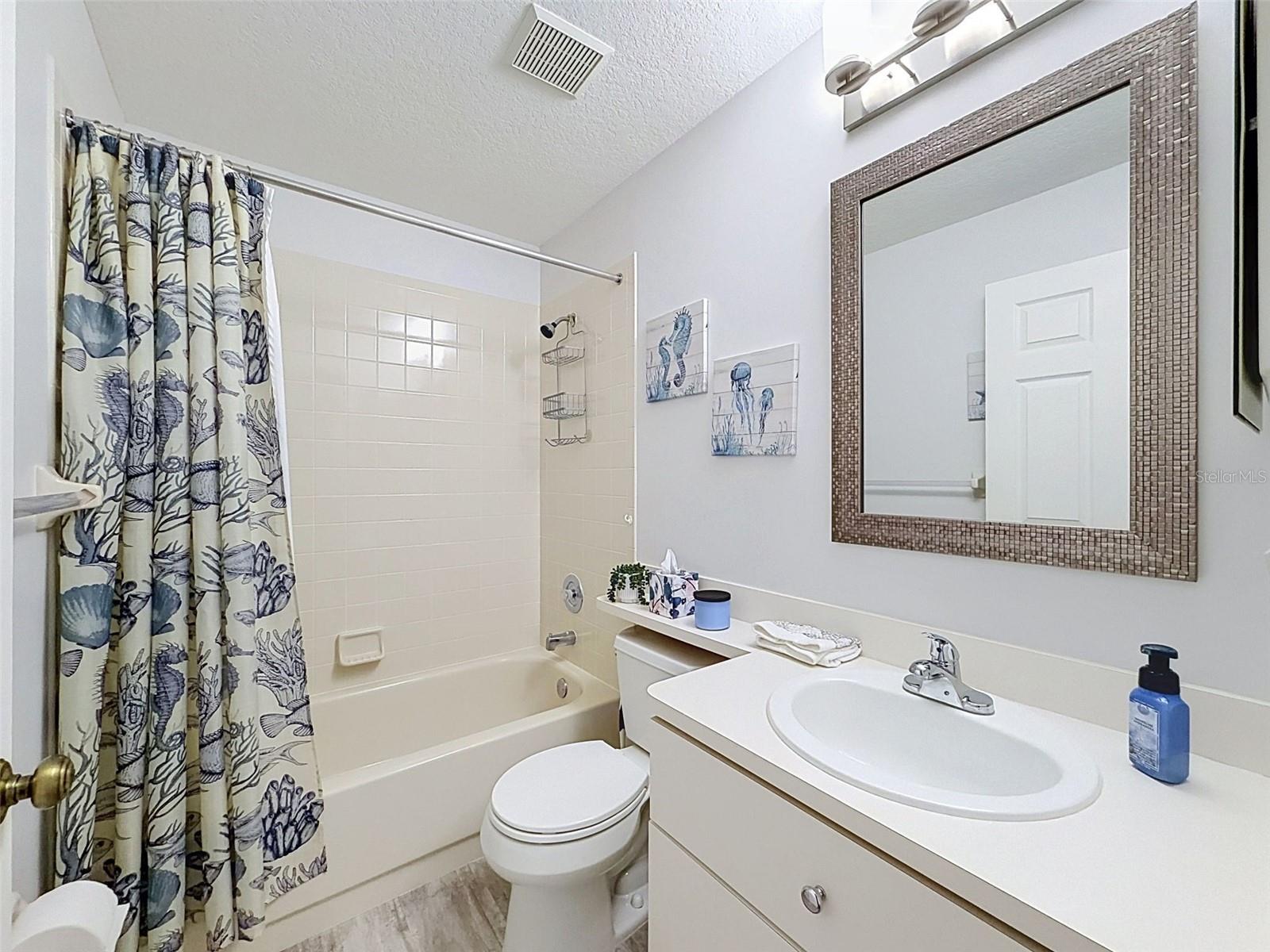 7518 Mediterranean Ct Property Photo 24