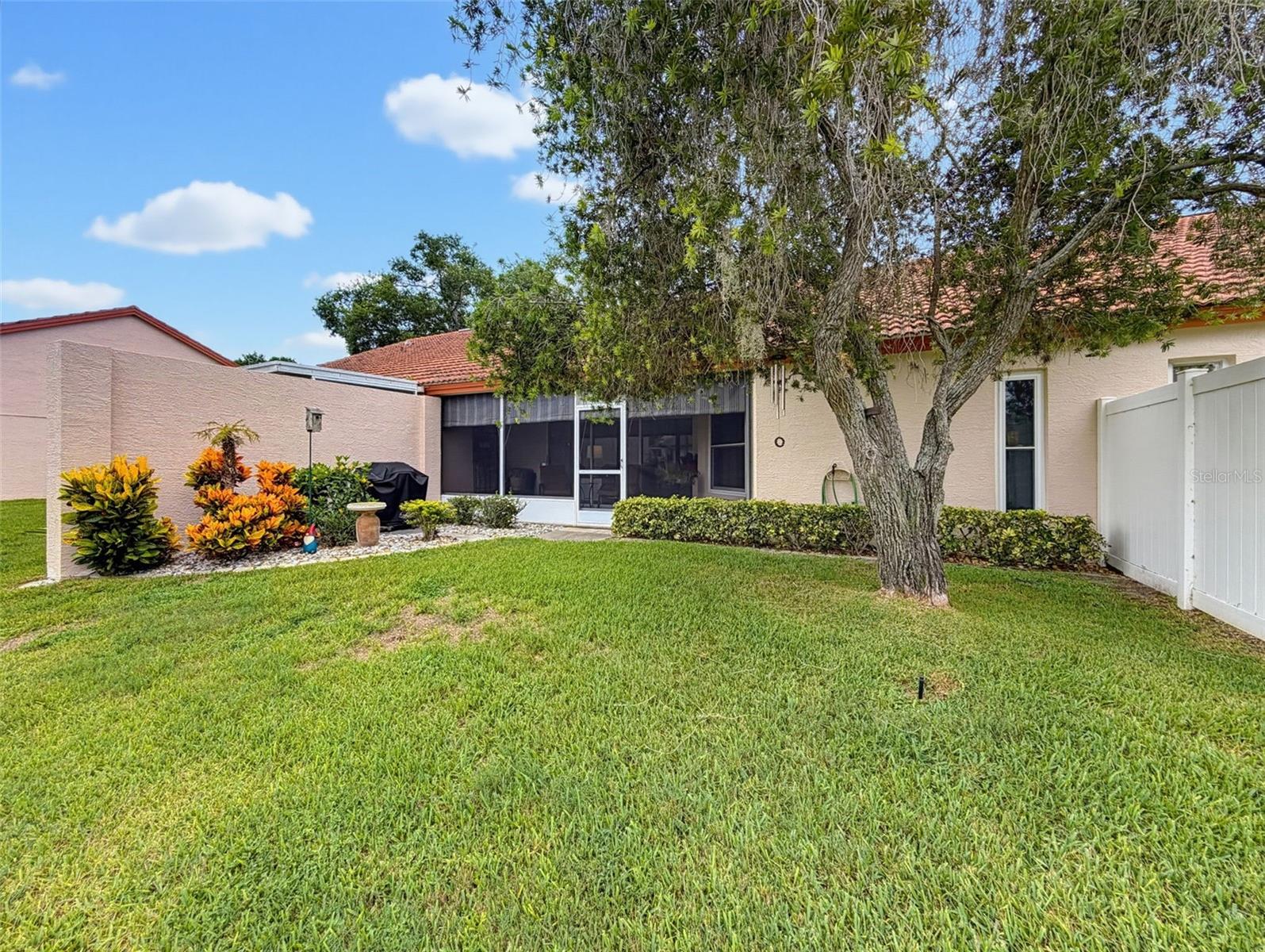 7518 Mediterranean Ct Property Photo 32