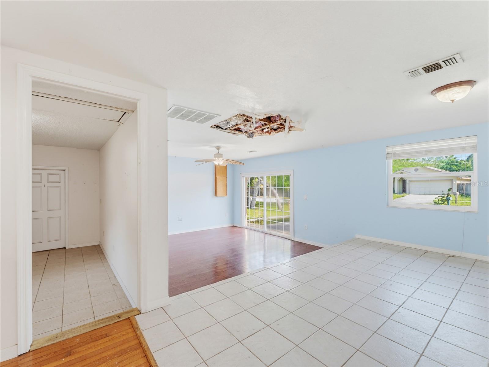 1116 E Oakwood St Property Photo 26