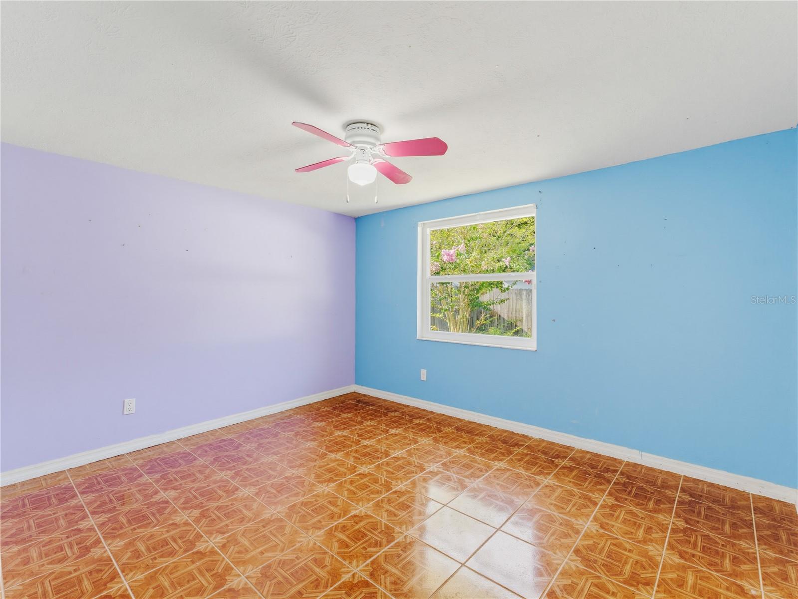 1116 E Oakwood St Property Photo 36