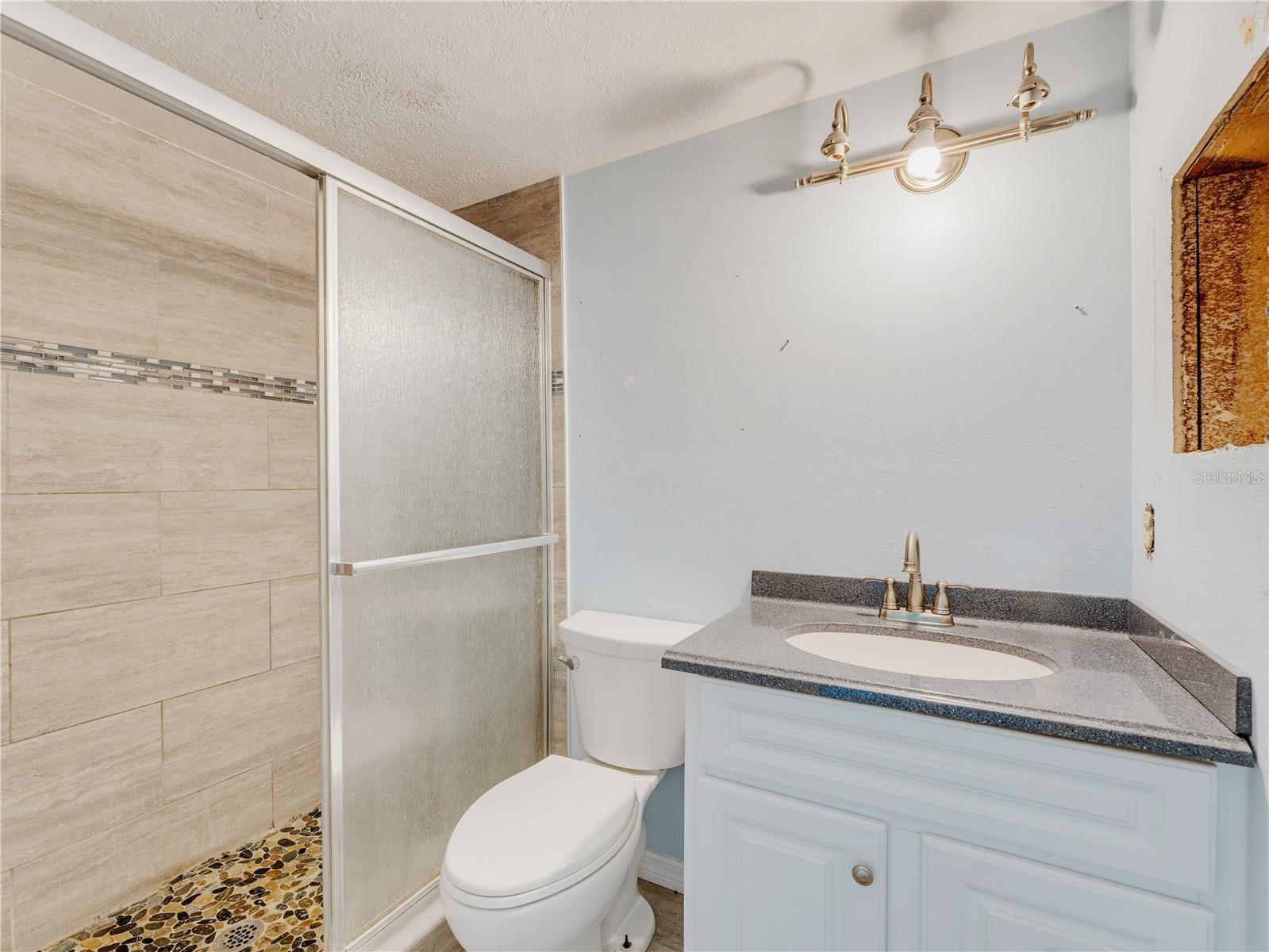 1116 E Oakwood St Property Photo 43