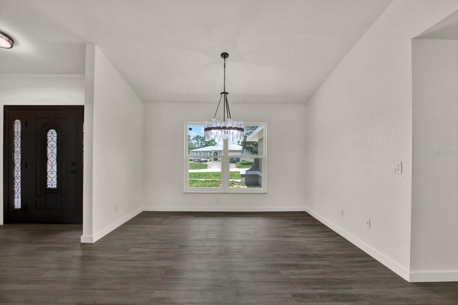 12186 Lamont Dr Property Photo 9