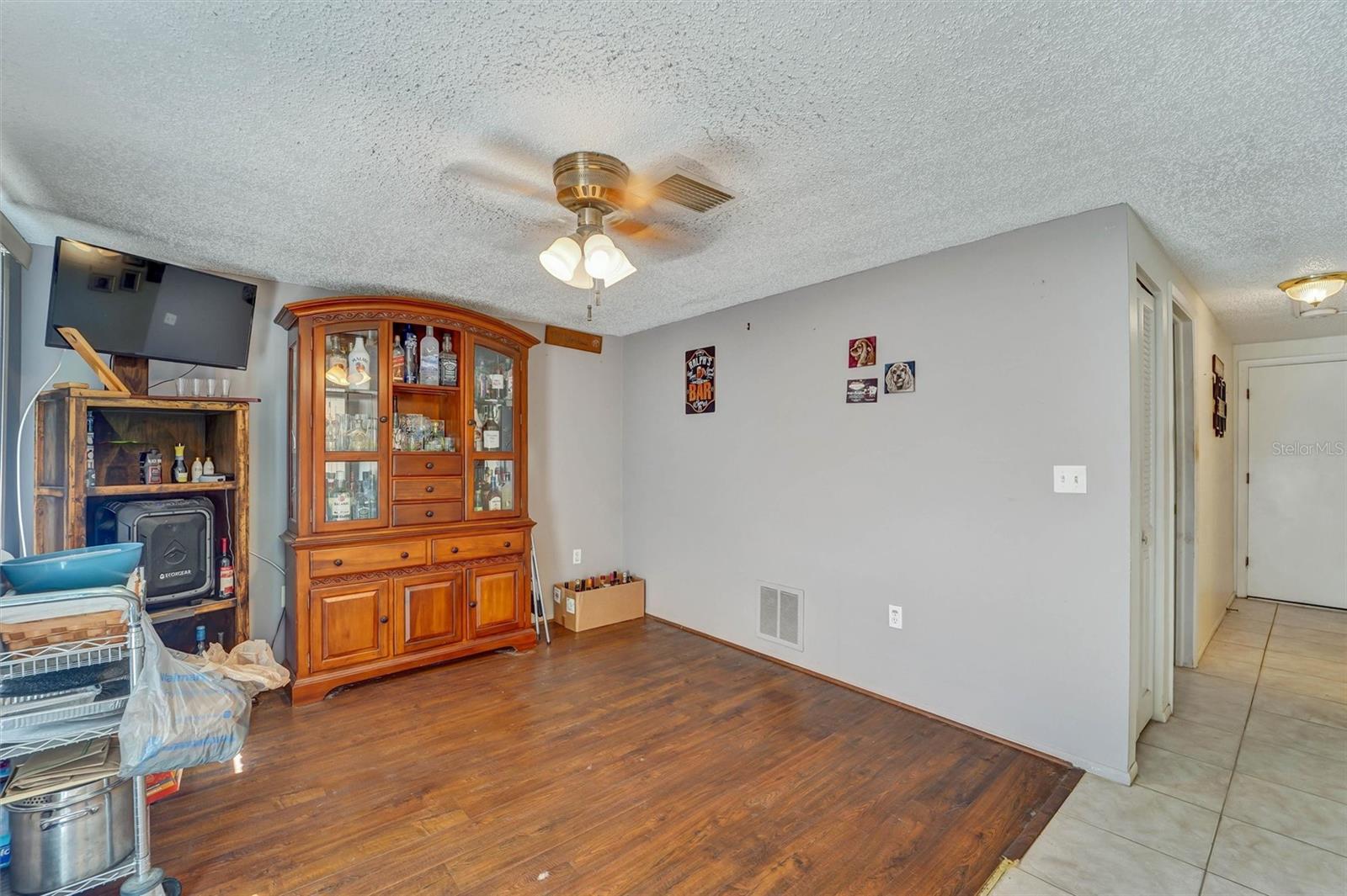 10800 Los Santos Dr Property Photo 17