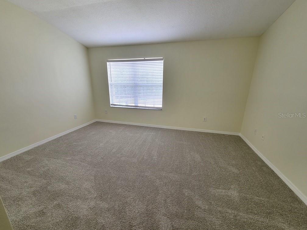 16414 Swan View Cir #16414 Property Photo 15