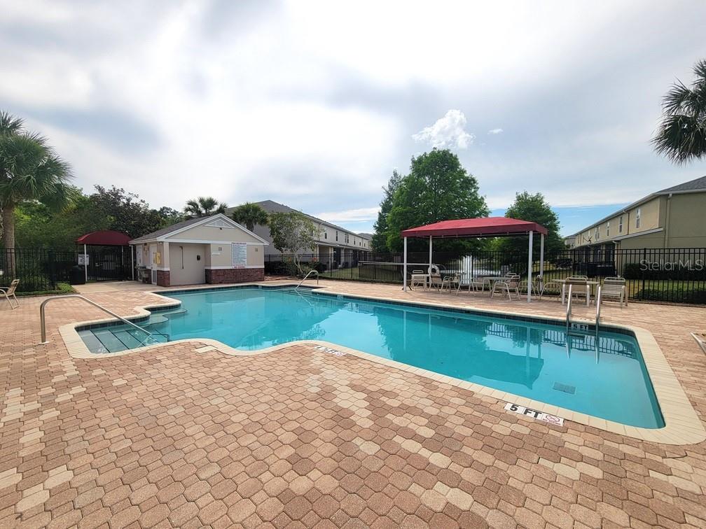 16414 Swan View Cir #16414 Property Photo 22