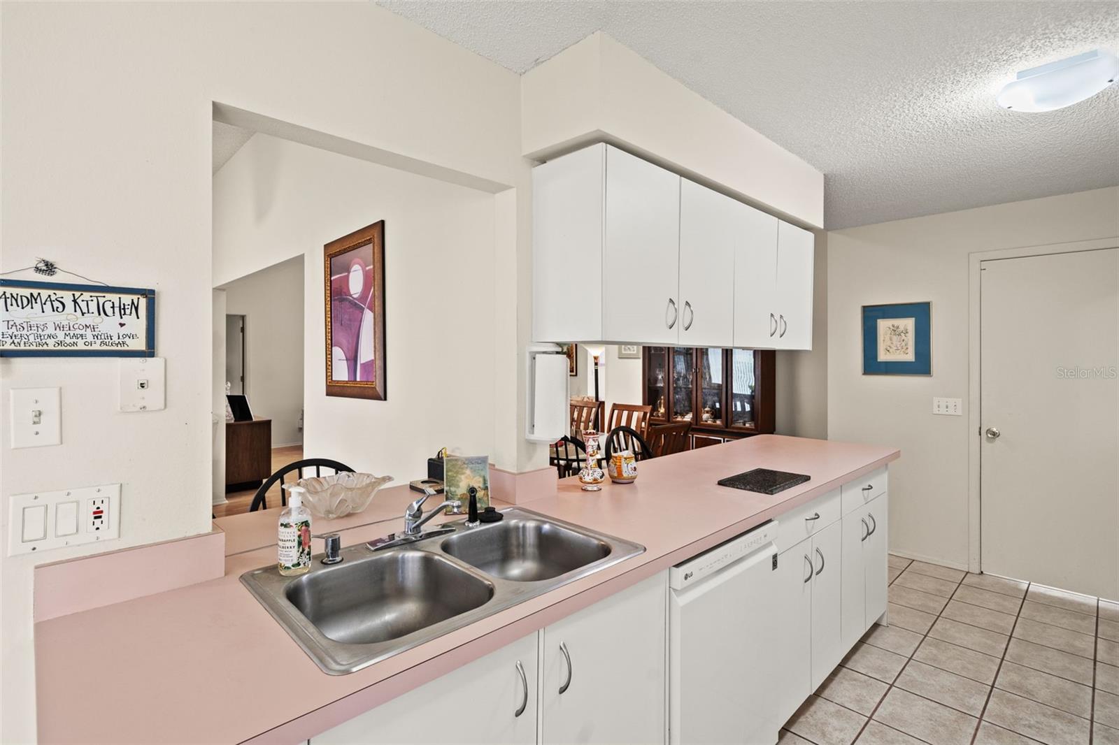 7392 Meadow Brook Ln Property Photo 15
