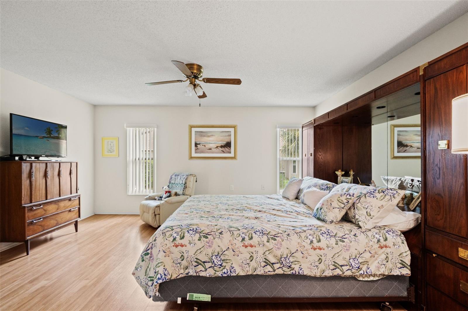 7392 Meadow Brook Ln Property Photo 26