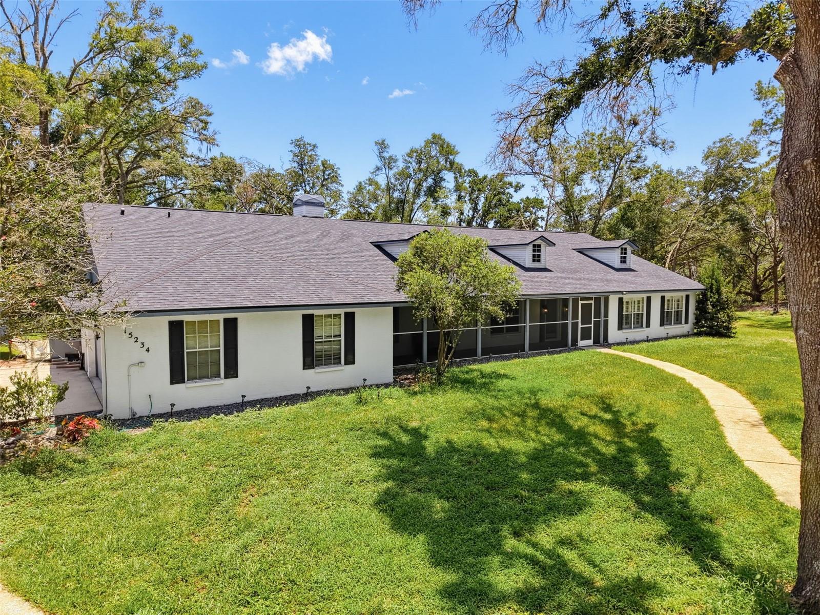 15234 Scanio Property Photo 8
