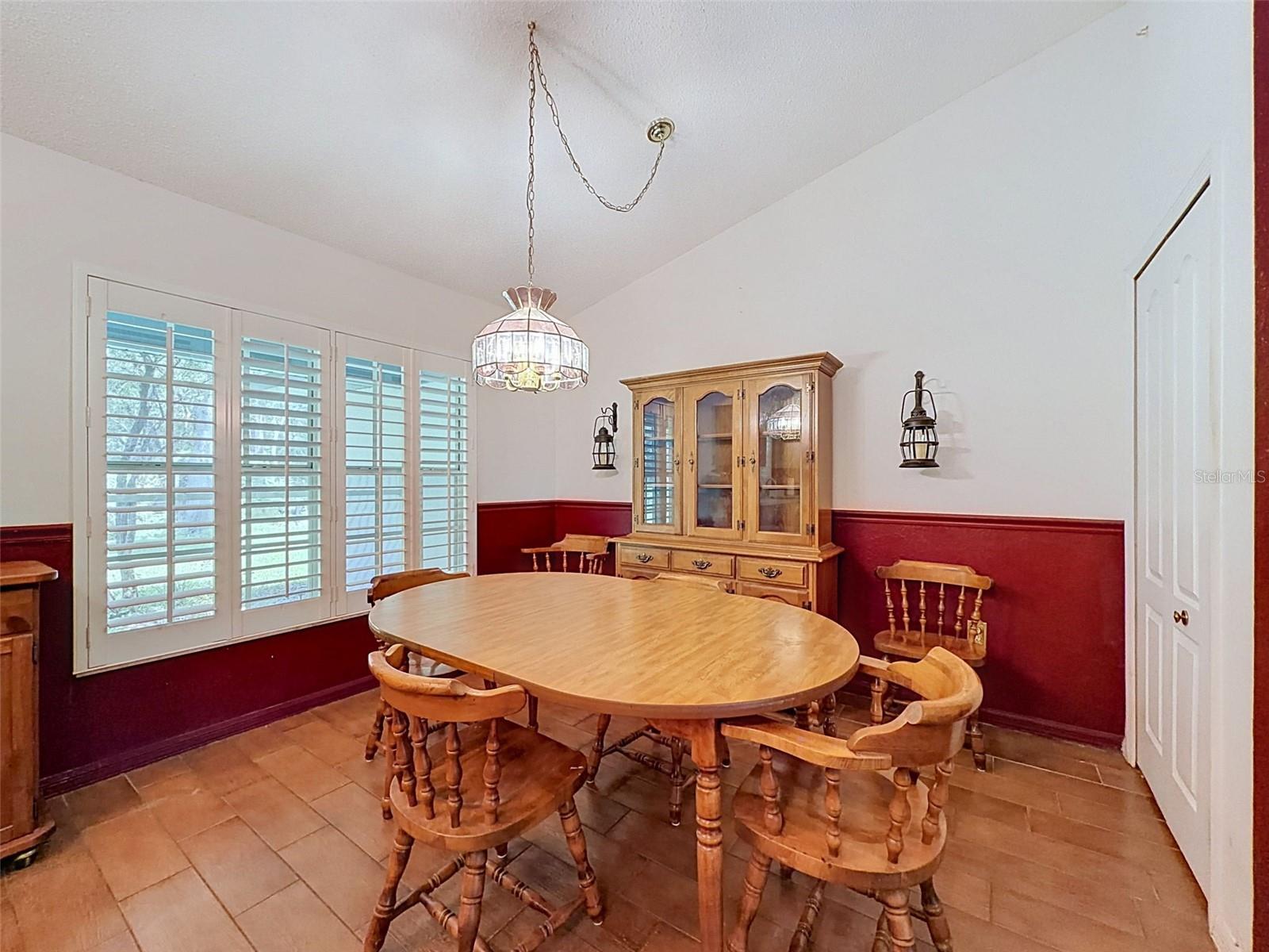 15234 Scanio Property Photo 28