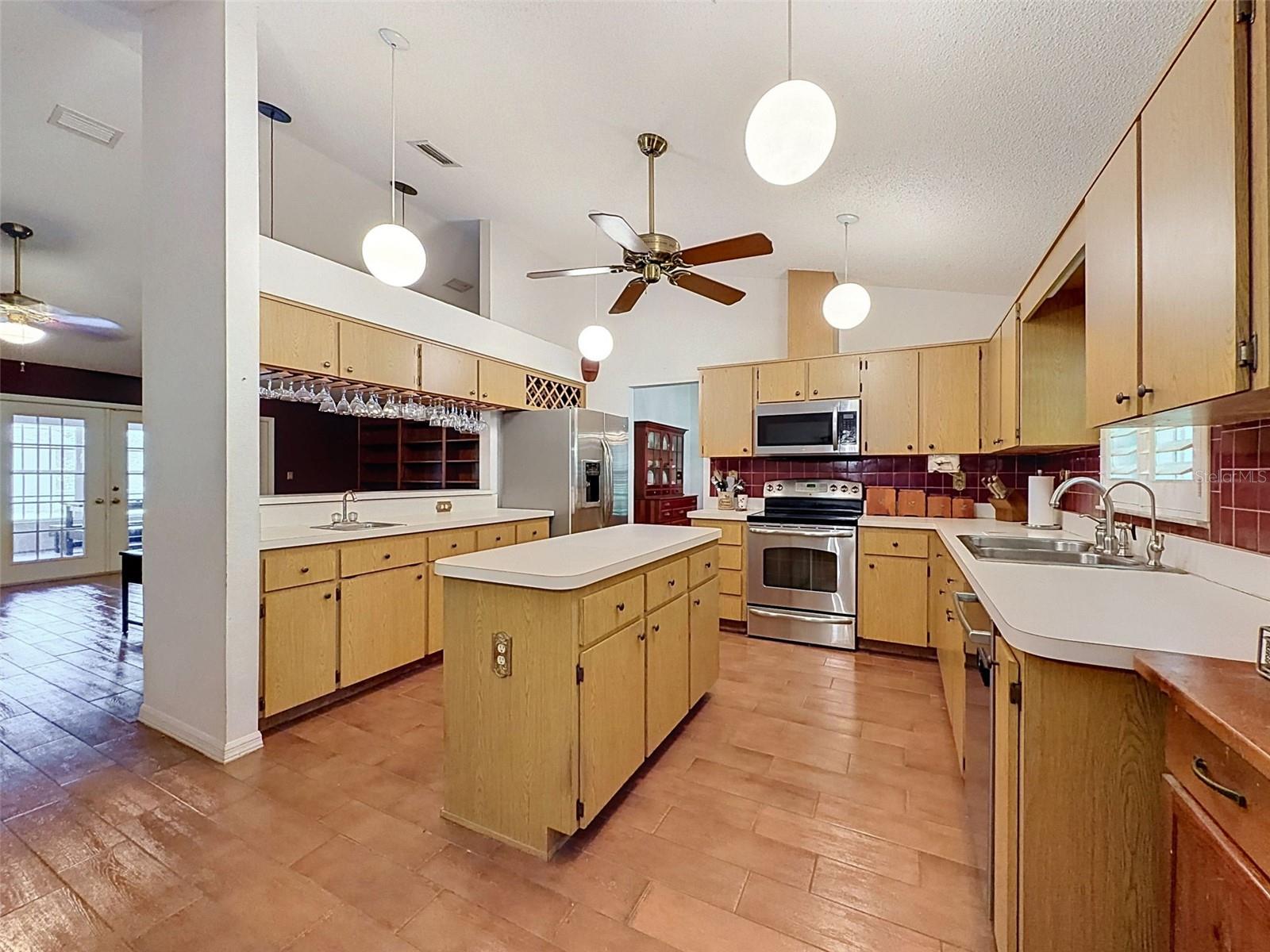 15234 Scanio Property Photo 31