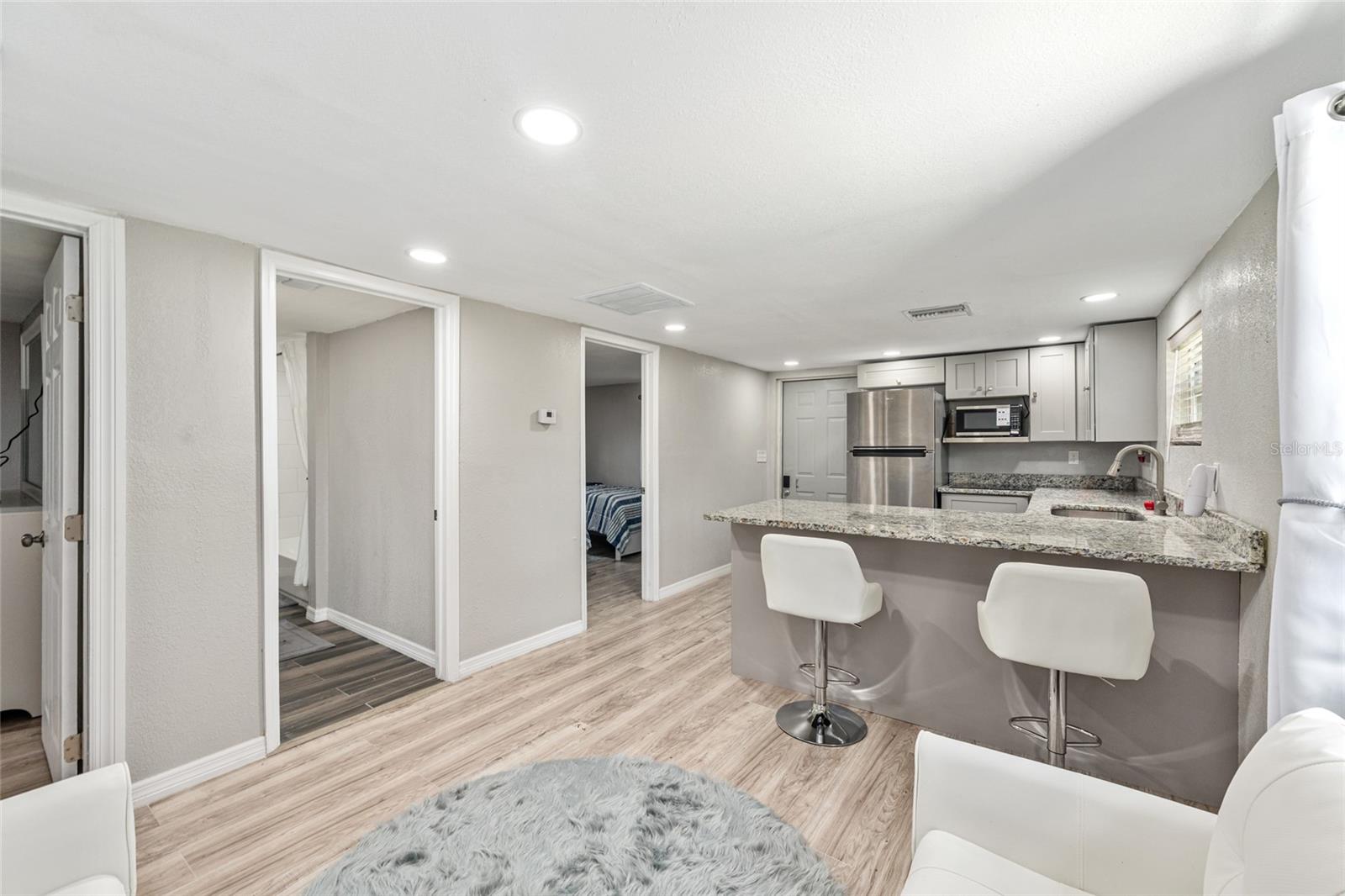 416 Sw 5th St Property Photo 9