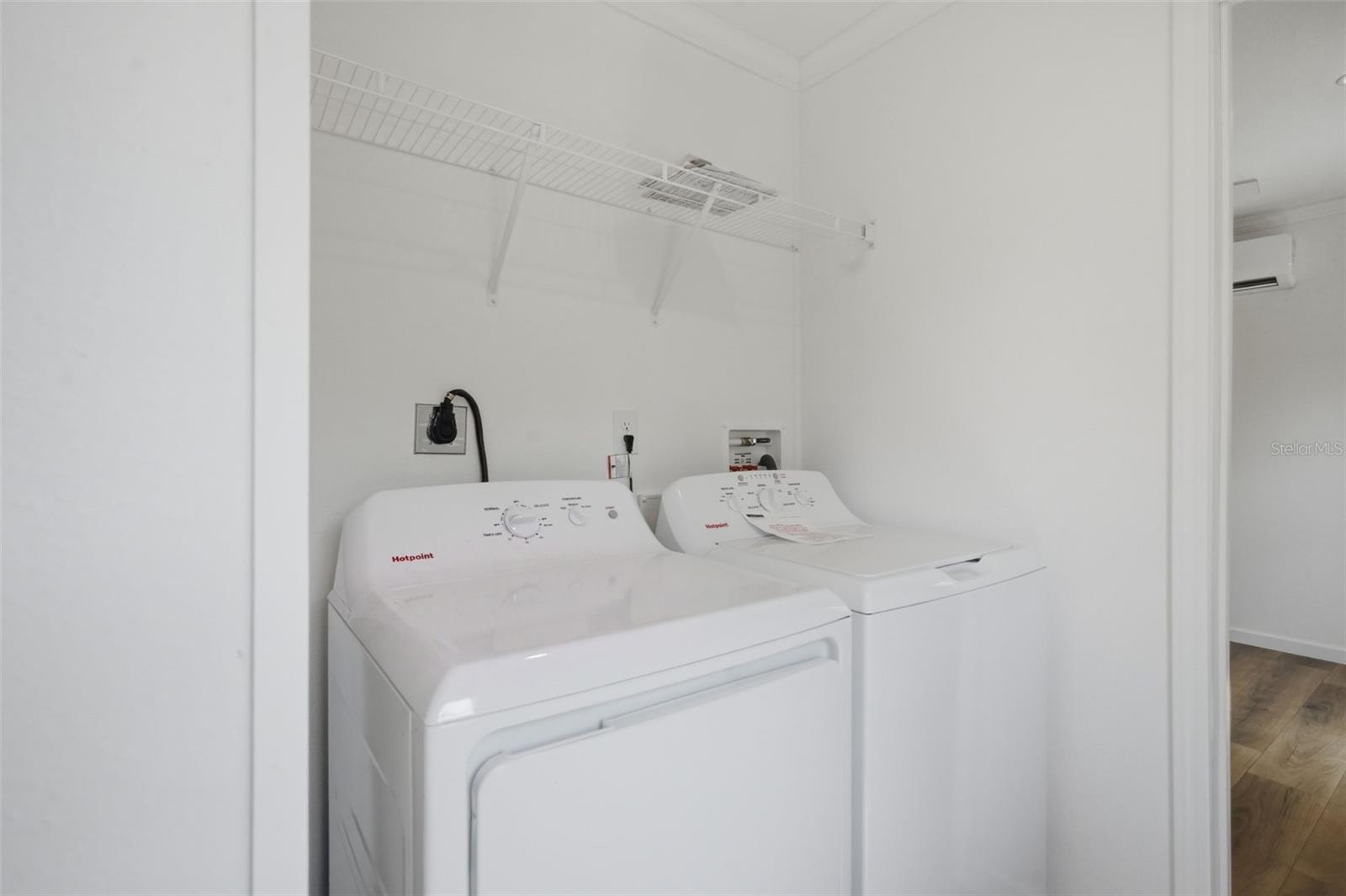 4251 E Hawaii Ln Property Photo 13