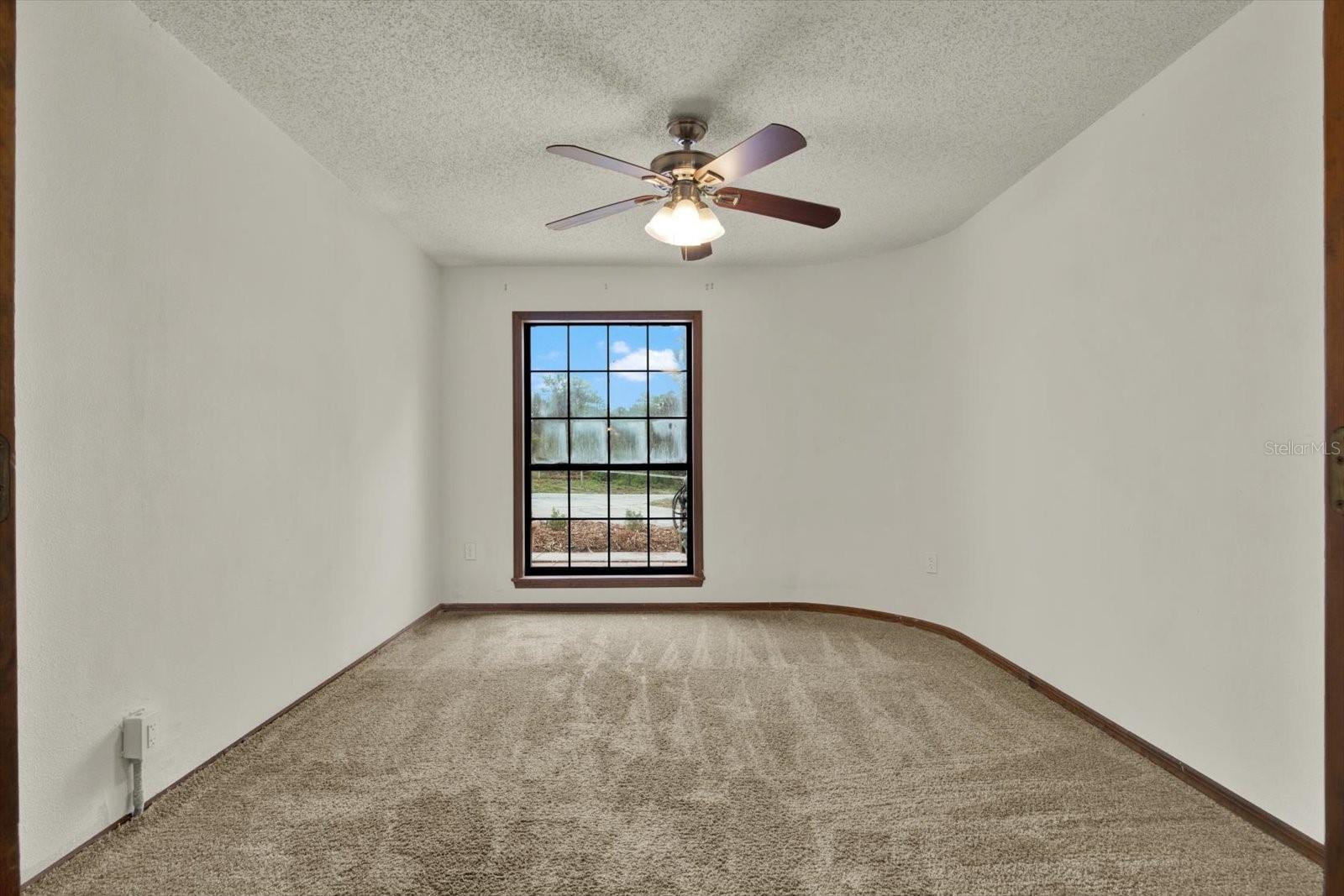 11251 Salina St Property Photo 15