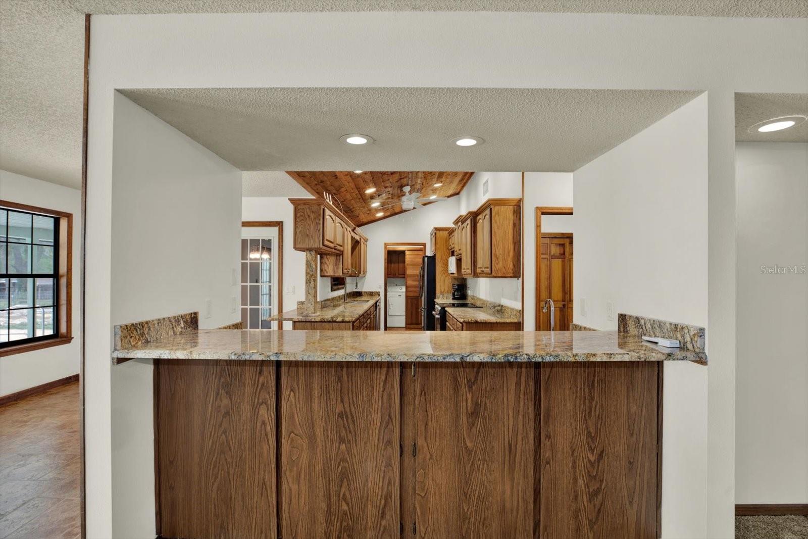 11251 Salina St Property Photo 17