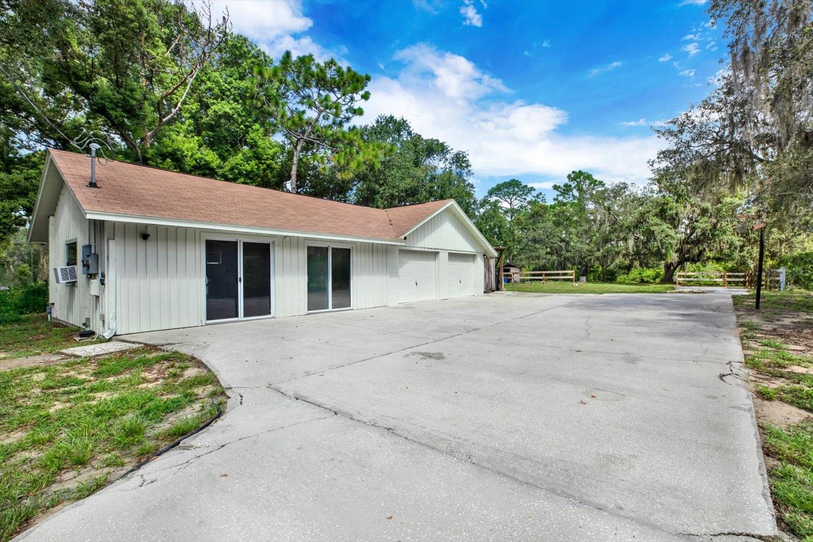 11251 Salina St Property Photo 35