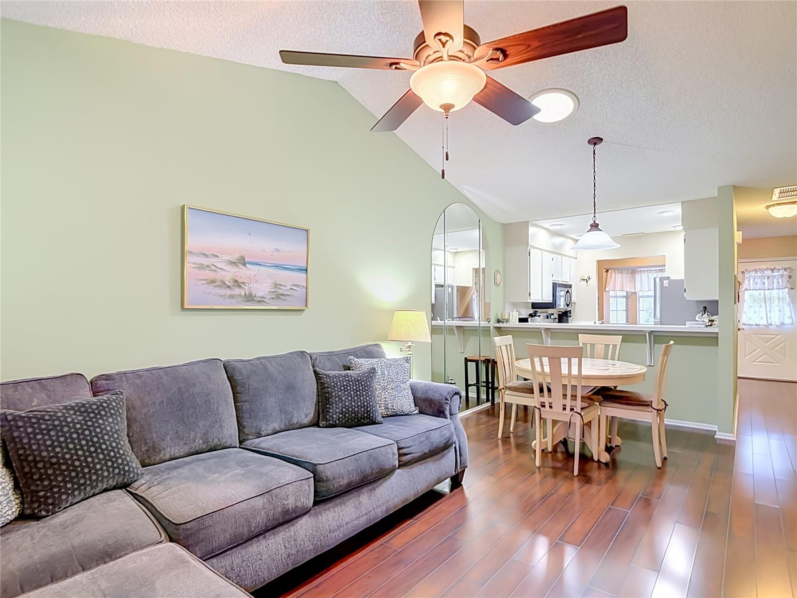 13130 Greenview Ct Property Photo 7