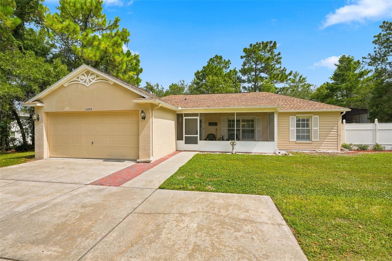 11095 FLATWOOD AVE Property Photo 1