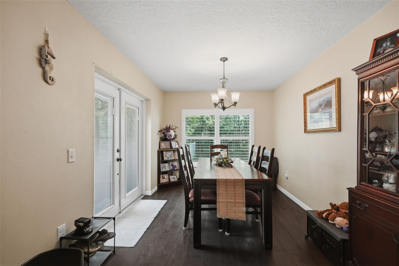 11095 Flatwood Ave Property Photo 8