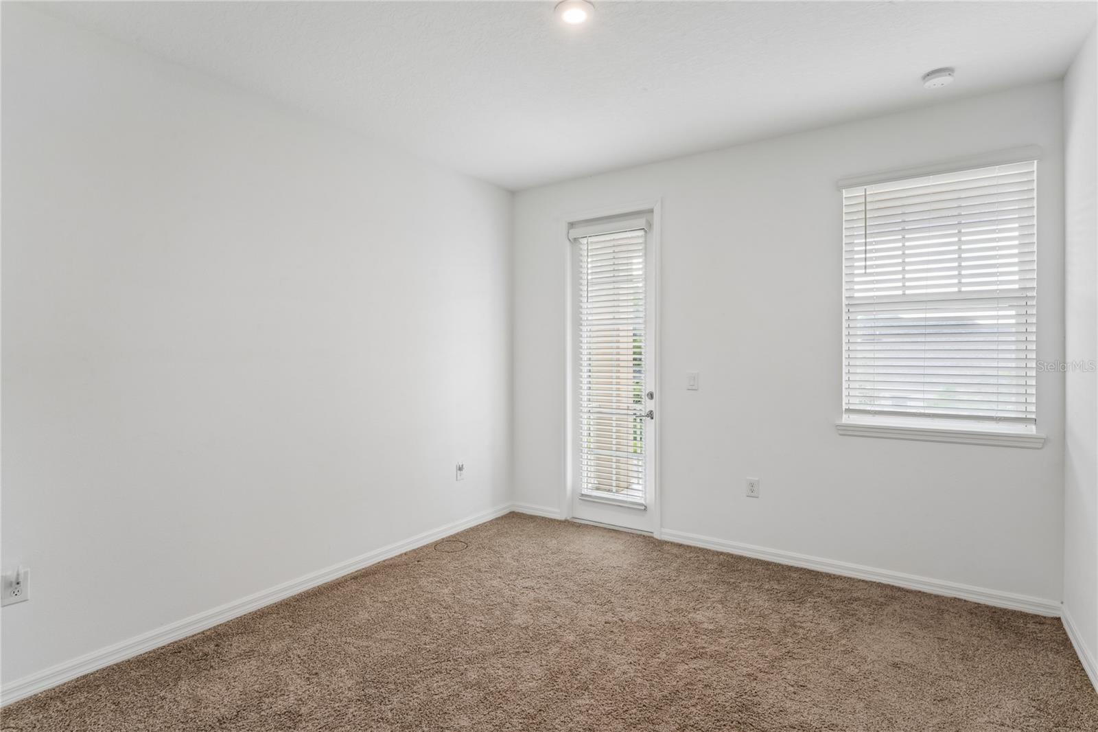 13636 Stevenson Ln Property Photo 27