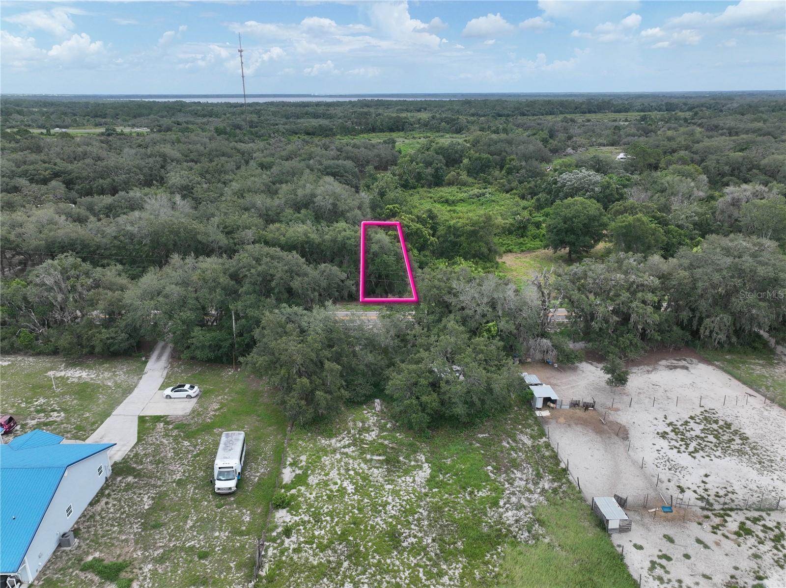 186 Avon Park Cutoff Rd Property Photo 5