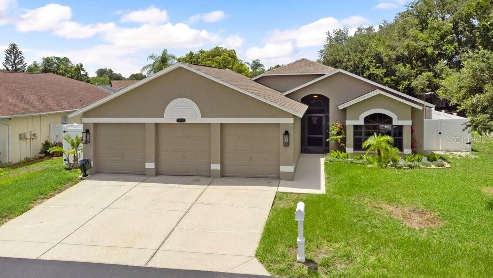 10551 Magrath Ln Property Photo 1