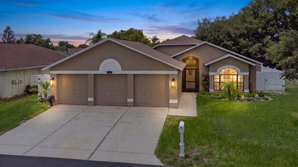 10551 Magrath Ln Property Photo