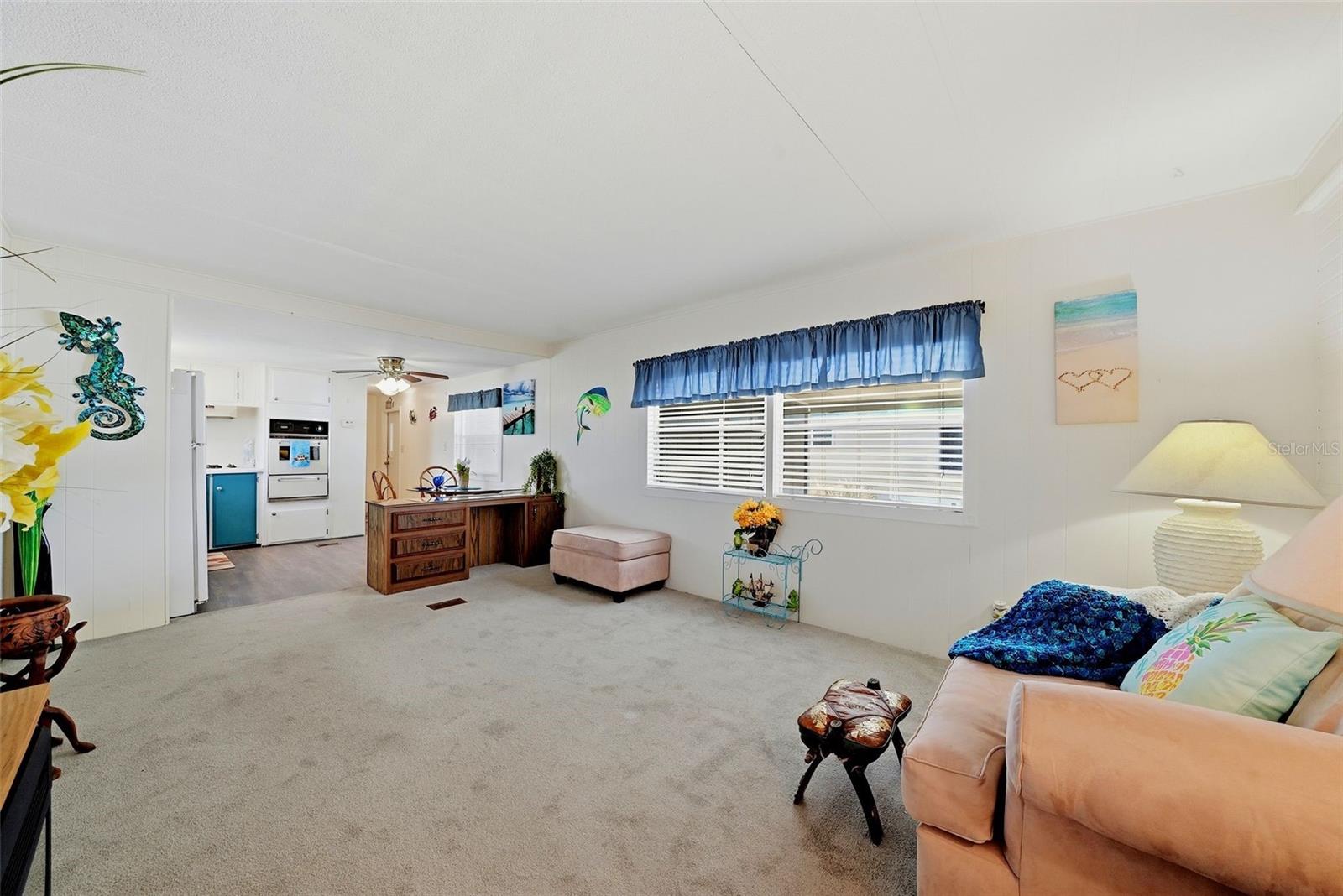 12116 Horseshoe Ln Property Photo 3