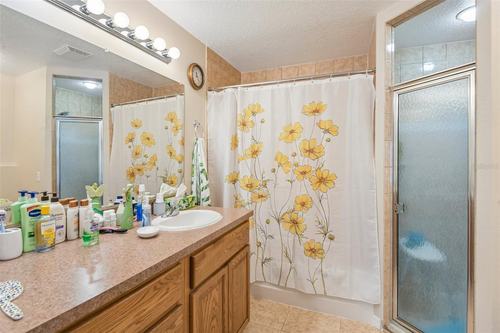 7446 Pinehurst Dr Property Photo 22