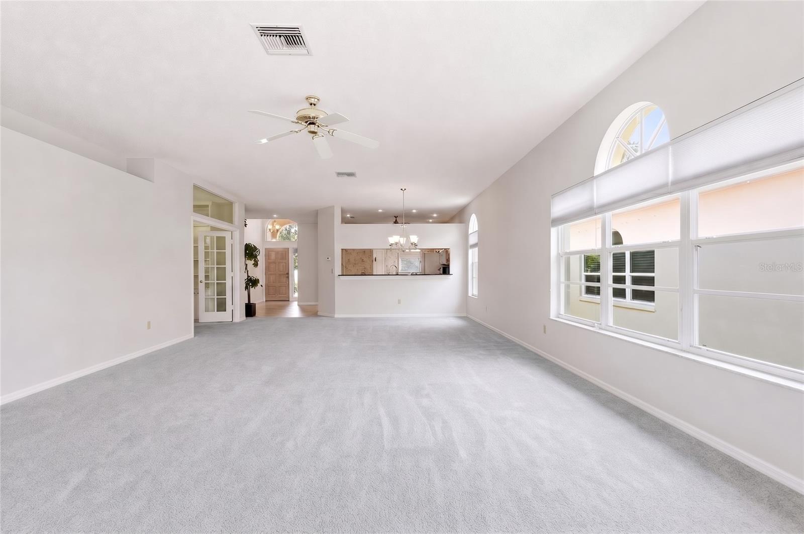 1063 Dartford Dr Property Photo 10
