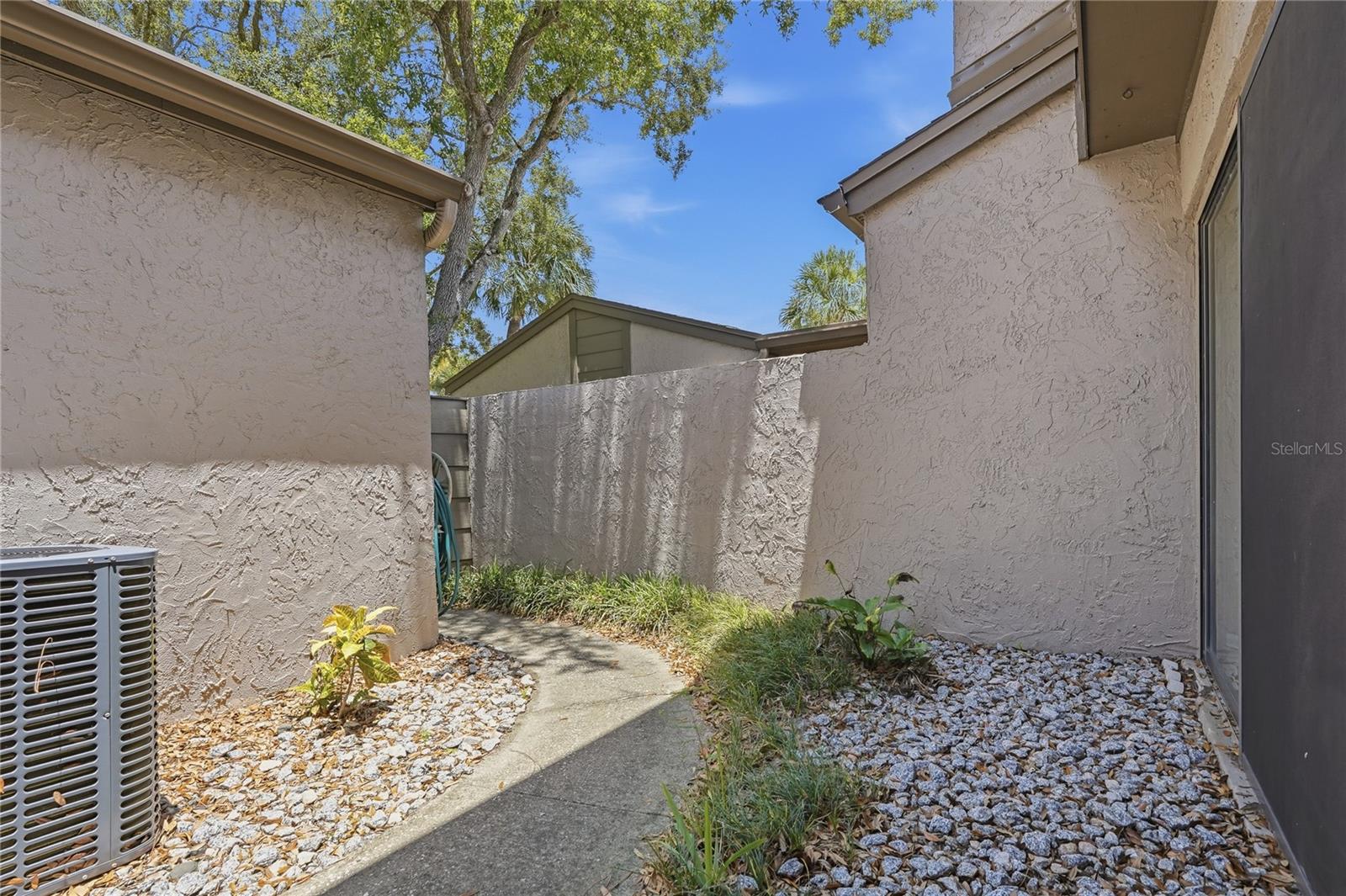 805 Westwind Ln Property Photo 8