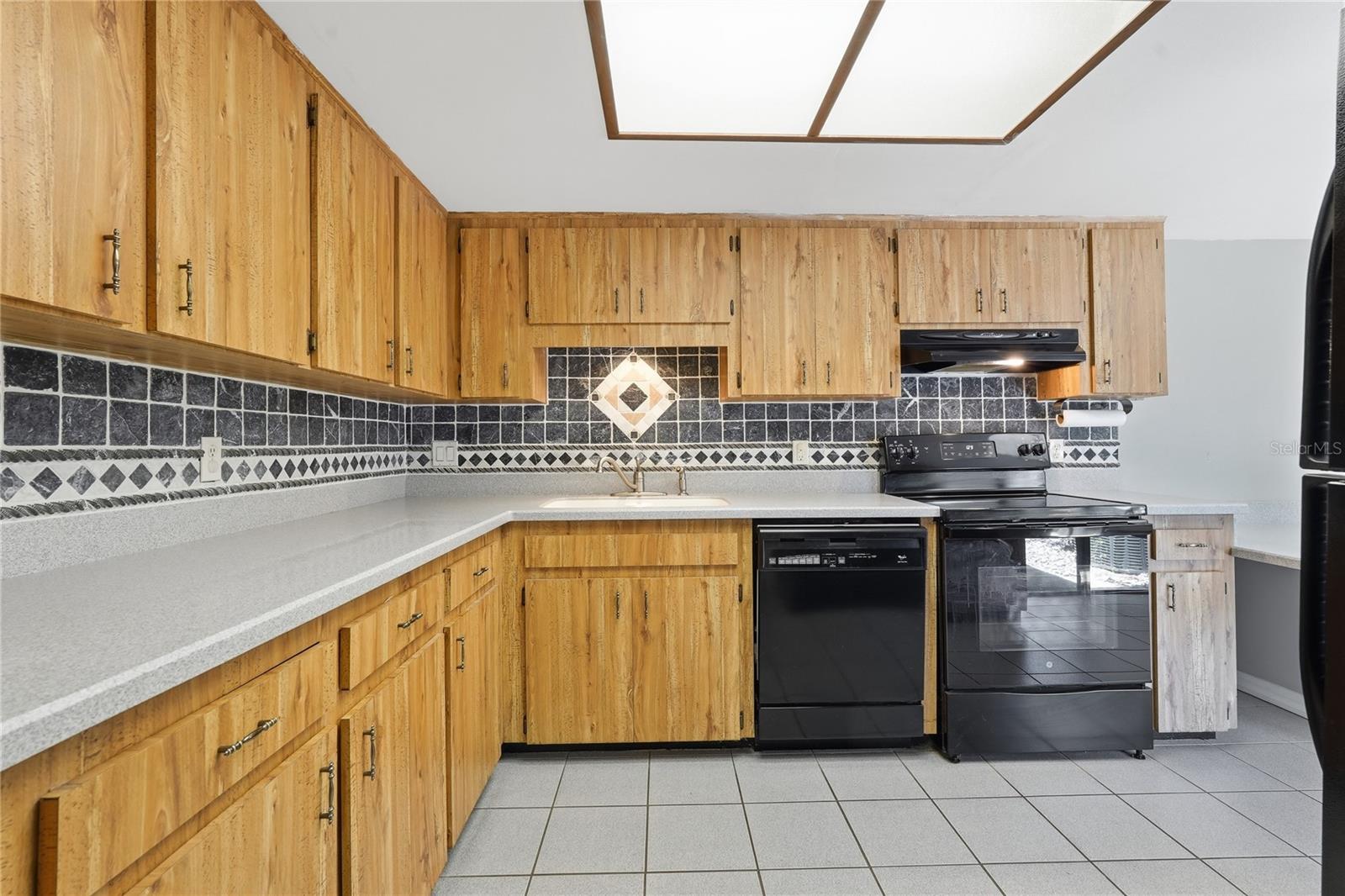 805 Westwind Ln Property Photo 10