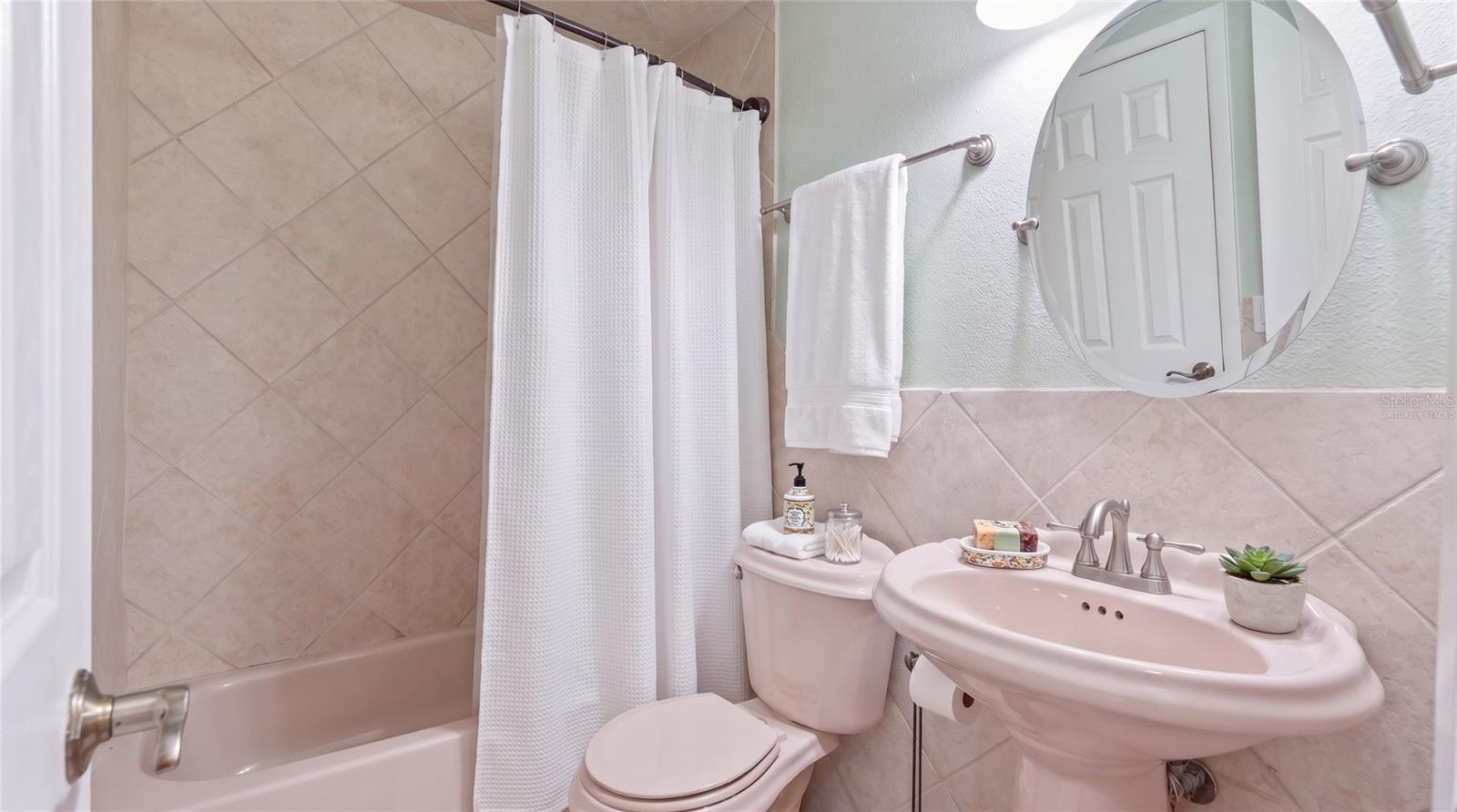 805 Westwind Ln Property Photo 24