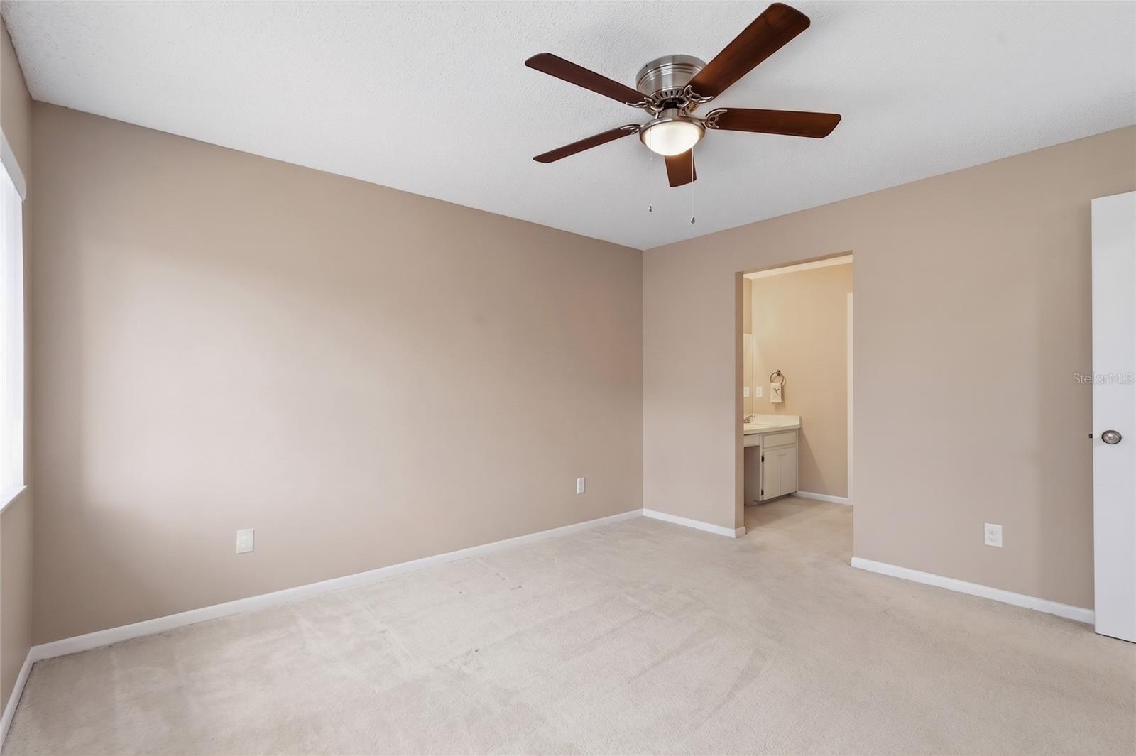 805 Westwind Ln Property Photo 32