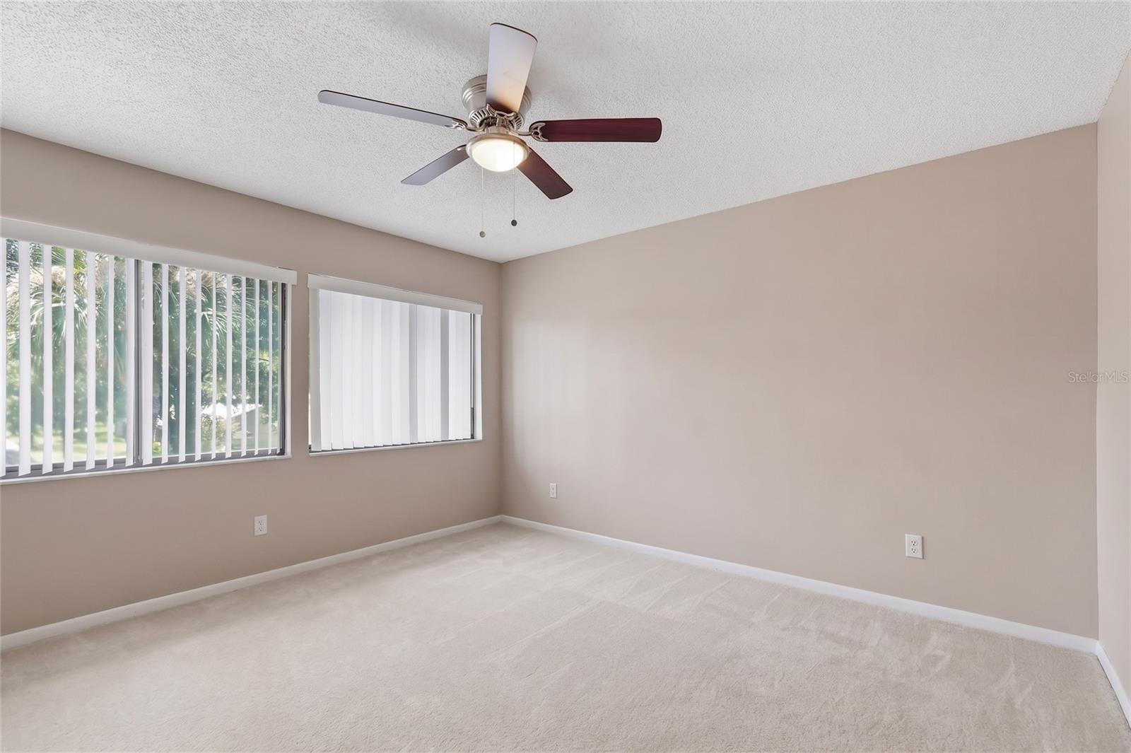 805 Westwind Ln Property Photo 33