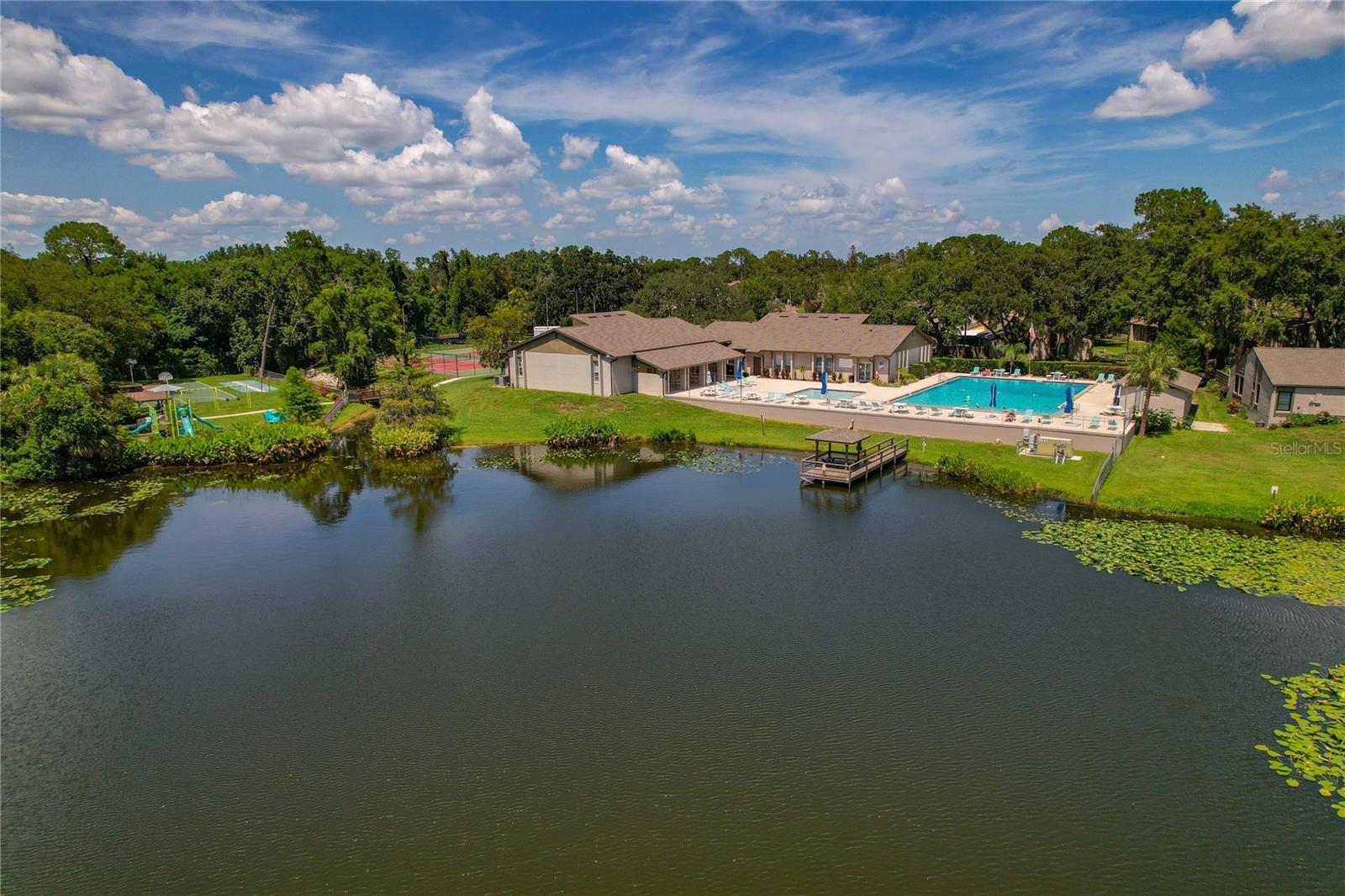 805 Westwind Ln Property Photo 44
